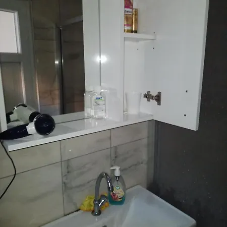 Apartment - Beautiful Manolya 100-200 Meters From Cleopatra Beach, Equipped Kitchen, Parking Spaces, Wi-fi 50 Mbps, Terrace With Garden And Much Alanya